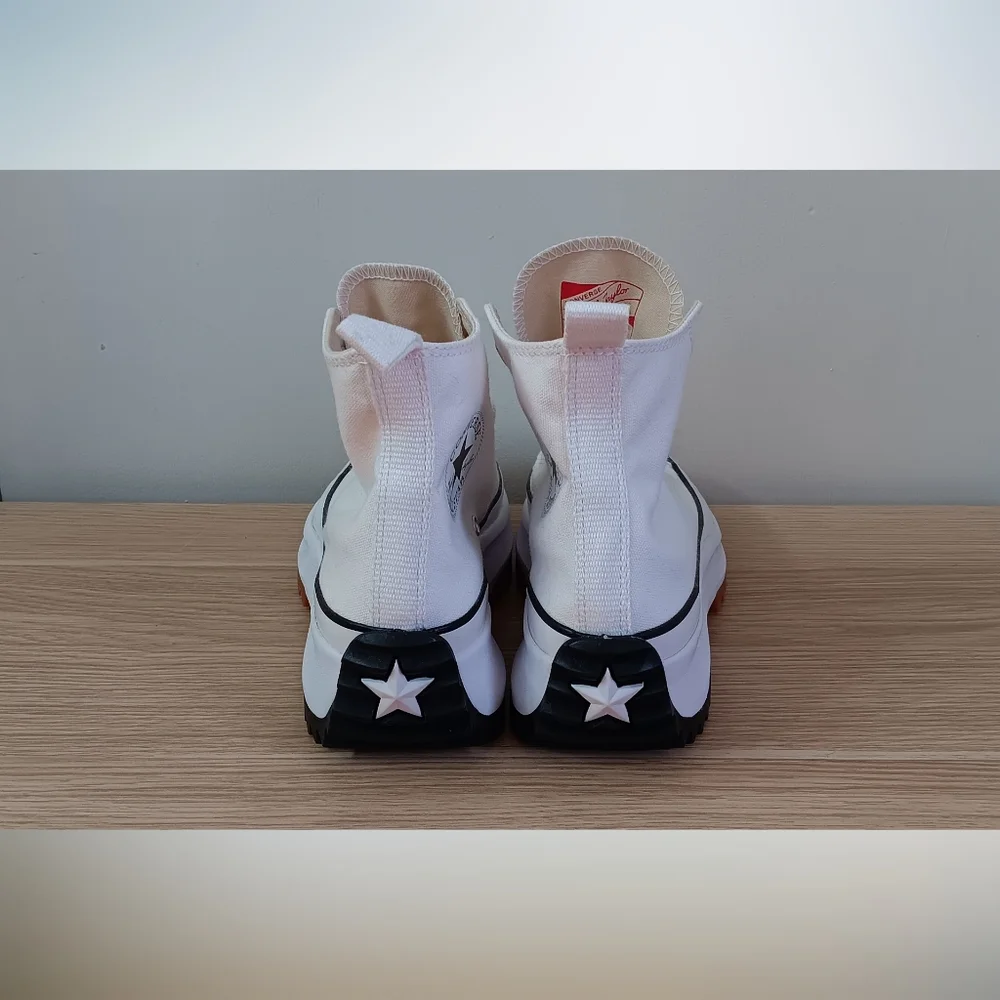 Converse nwot chuck